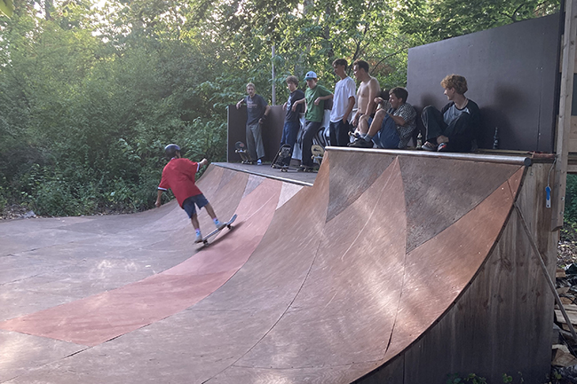 Skater auf der Rampe