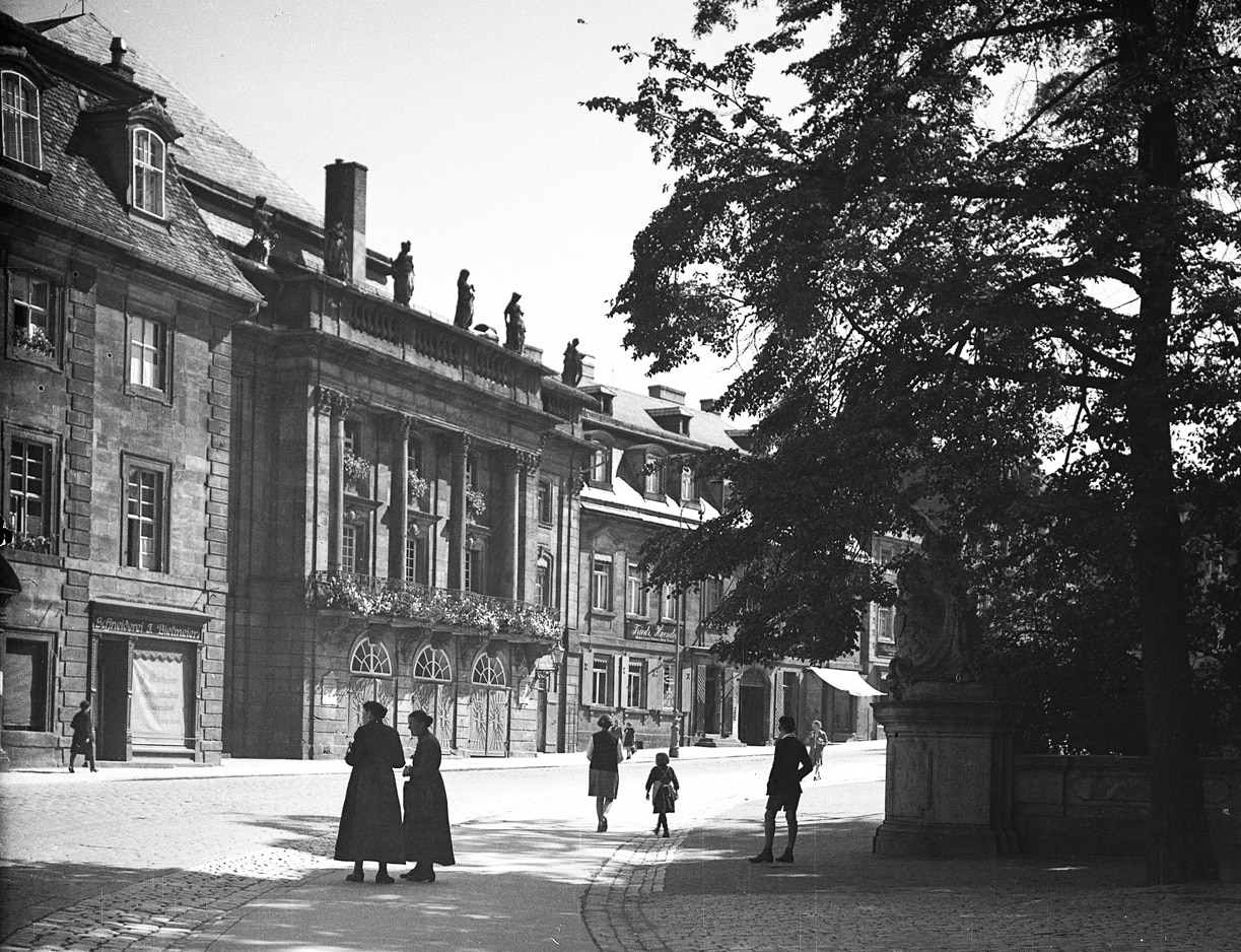 Historische Ansicht der Opernstraße | © Historisches Museum