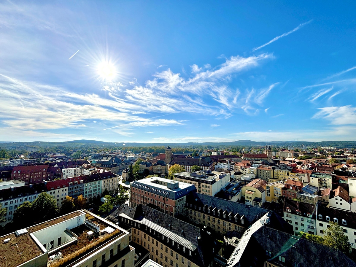 Blick von der Dachterrasse des Neuen Rathauses